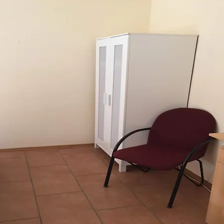 In Eifel Near Mountain Trails 別荘