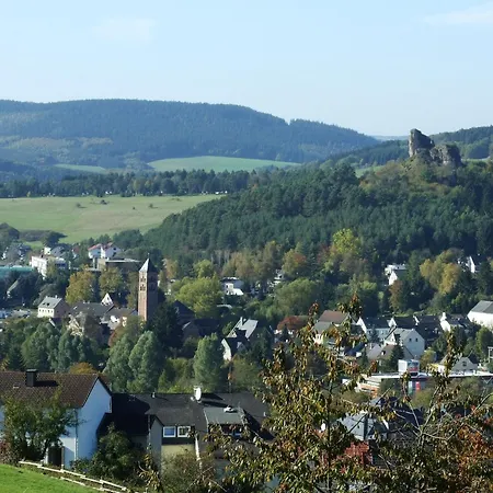 In Eifel Near Mountain Trails * Hinterhausen